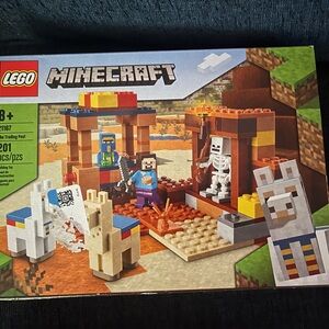 LEGO Minecraft Trading Post Set - Red, Blue, White